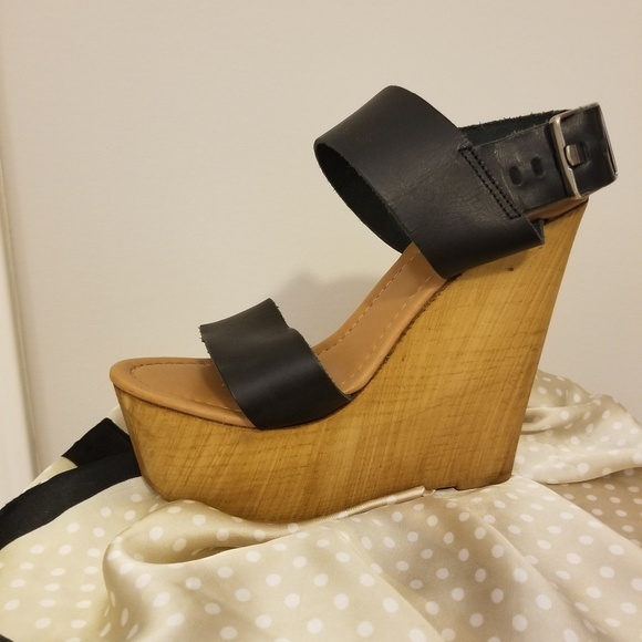 Steve Madden Shoes - Steve Madden Wedge Sandal